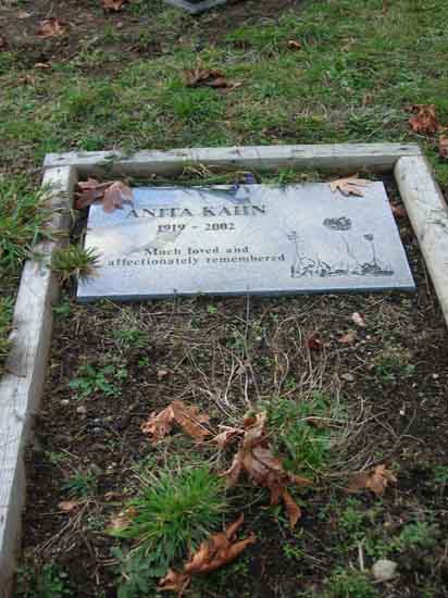 image of gravestone