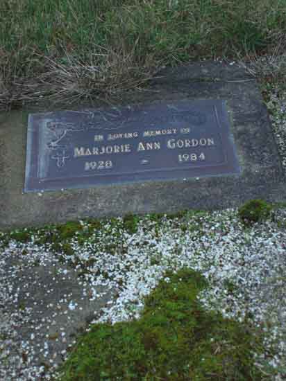 image of gravestone