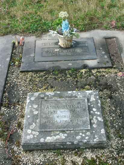 image of gravestone