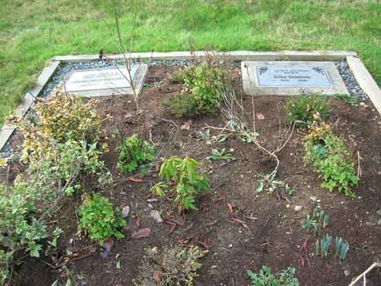 image of gravestone