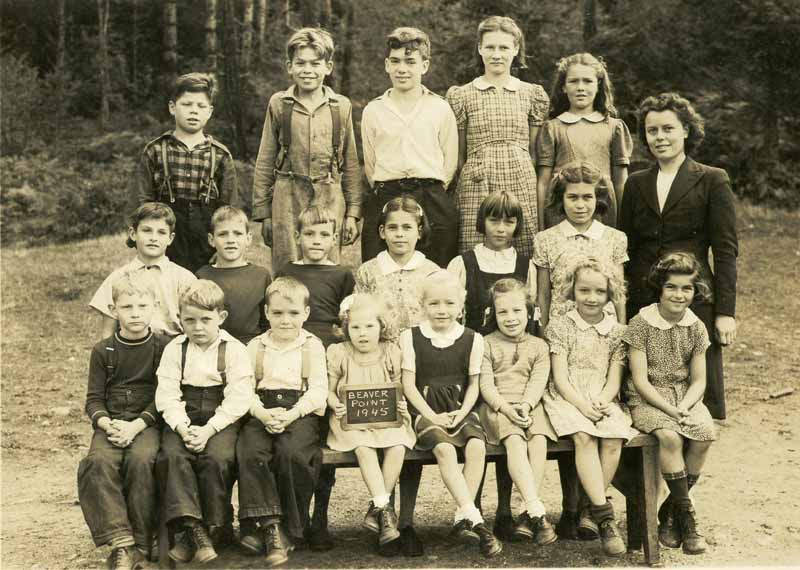 1945