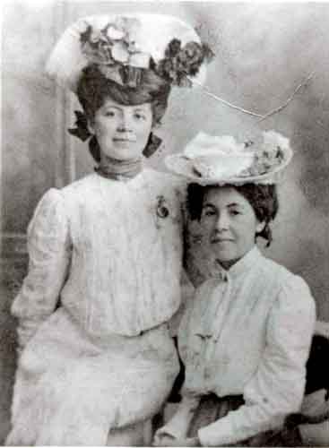 Bertha Emma Susan Trage and Clara Pauline Minnie Trage