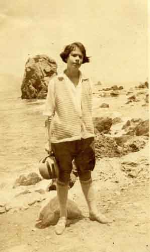 Vivian Margaret Sannie (Maxwell) Maier