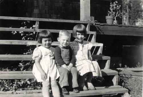 Barbara Coopsie, Barry Crooks, Margaret Coopsie