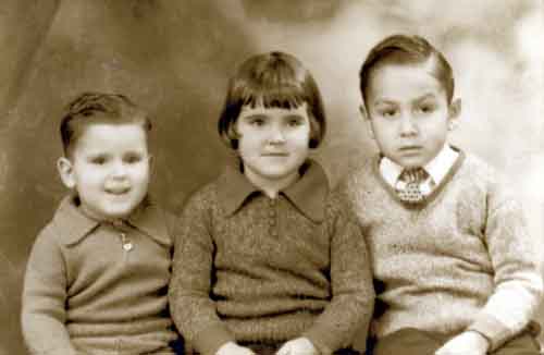 Children of Susan Morton, Sigred, Thelma and William.