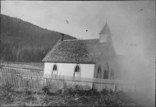 Une des premières photos de l'Église Méthodiste de Burgoyne Bay