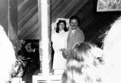 Les noces Brigden à l'Église Unie de Burgoyne Bay.