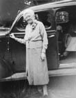 Lee (Elizabeth, née Lizzie Mollet) 