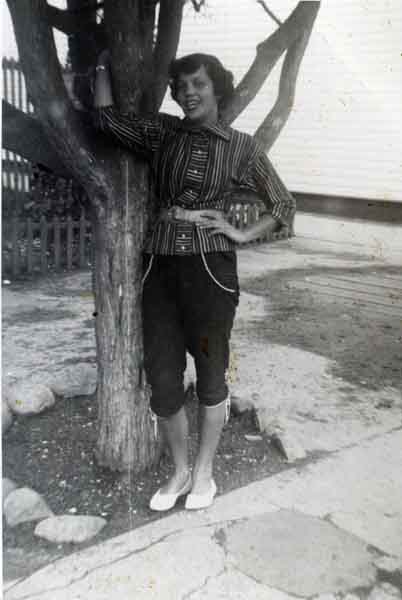 Une amie de Darlene Akerman