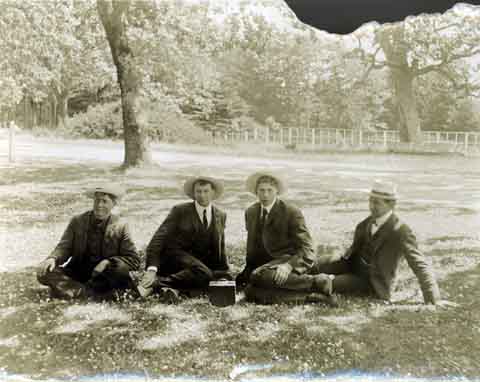 Ruckle, Daniel Henry et des amis