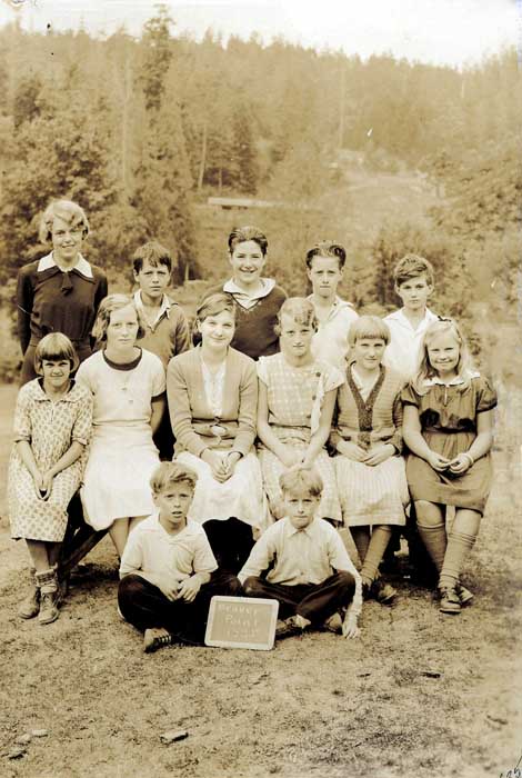 1935
