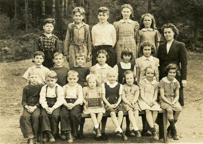 1945