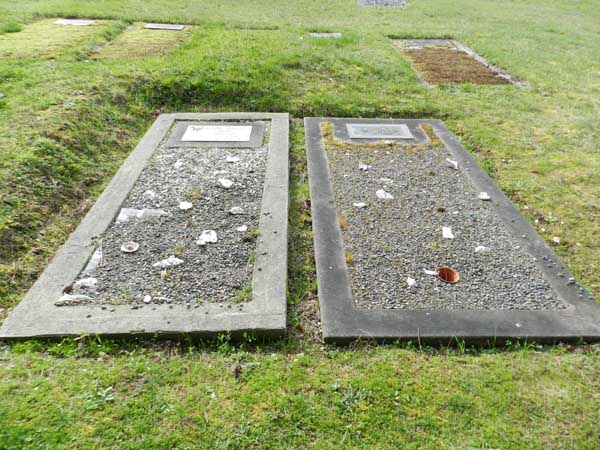 image of gravestone