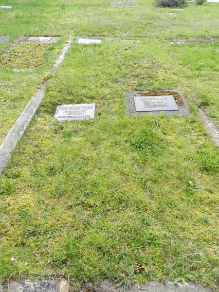 image of gravestone