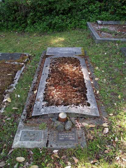 image of gravestone
