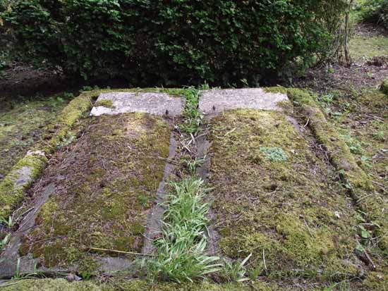 image of gravestone