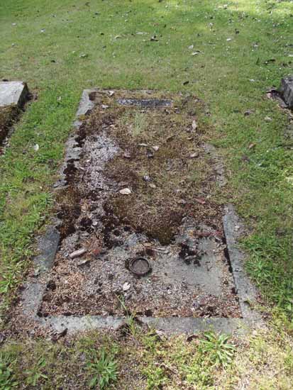 image of gravestone