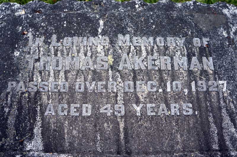 image of gravestone