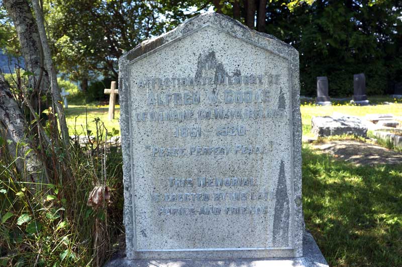 image of gravestone