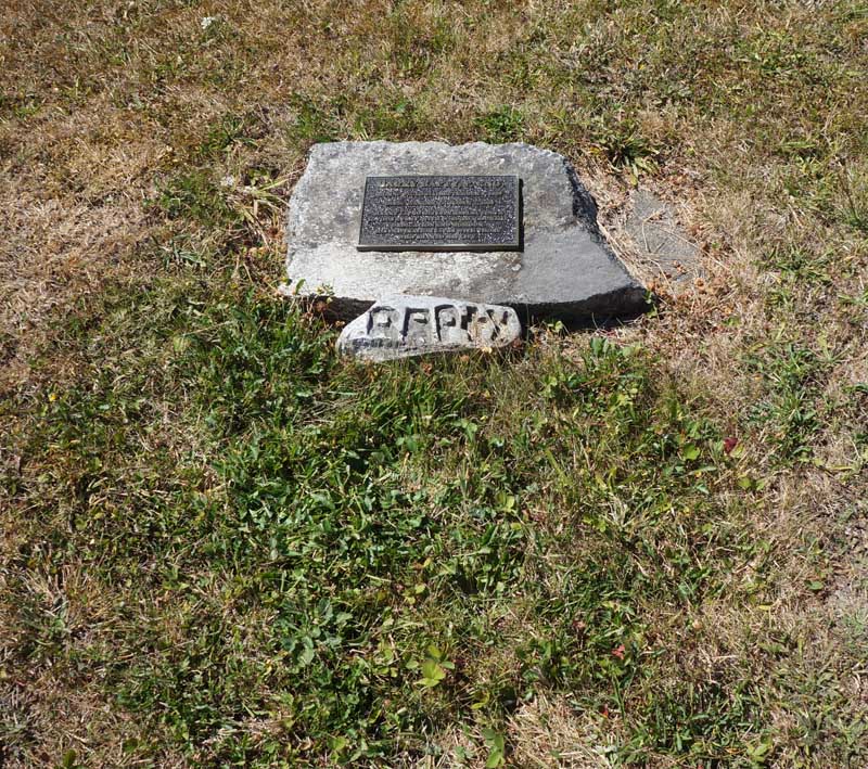 image of gravestone