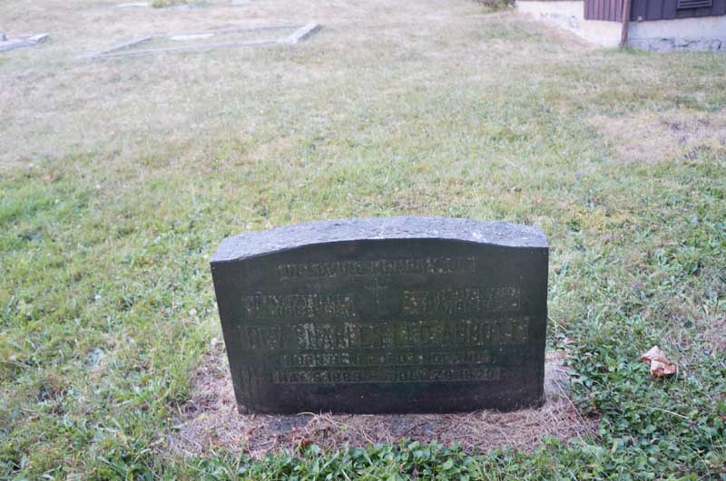 image of gravestone