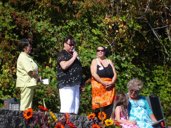 15. REUNION OF HAWAI#1DB45F