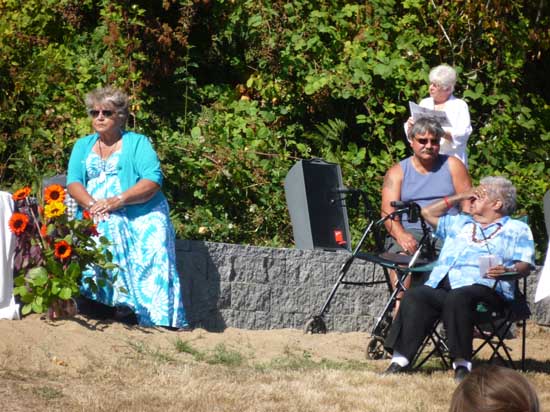 5. REUNION OF HAWAII#1DB482