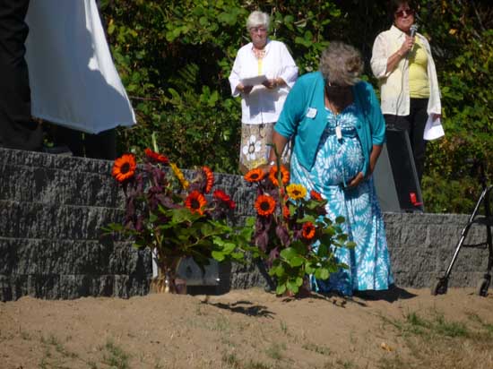 9. REUNION OF HAWAII#1DB486