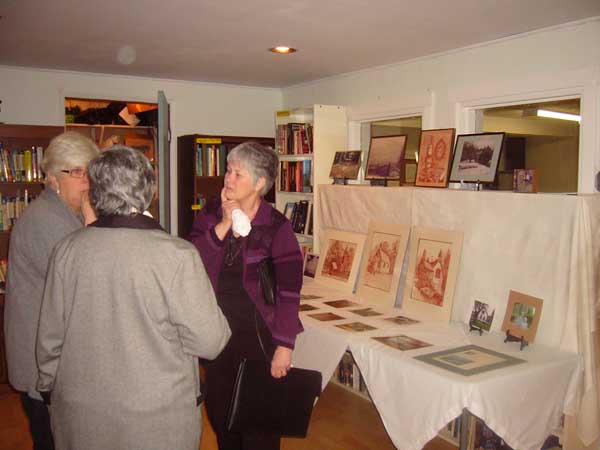 Gwen Ruckle painting exhibition photo